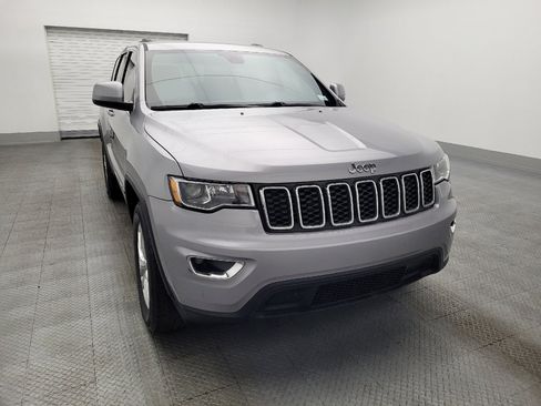 Used 2017 Jeep Grand Cherokee Laredo w/ Quick Order Package 2BE image 14