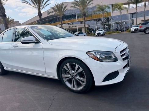 Used 2018 Mercedes-Benz C 300 Sedan image 2