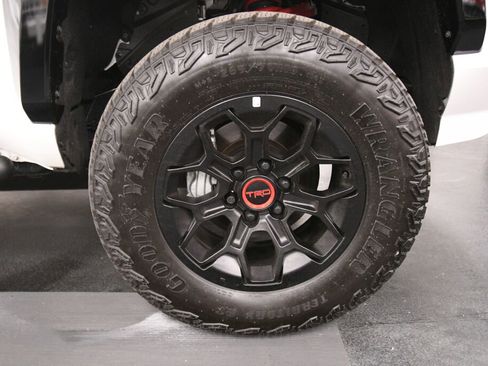 Used 2026 Toyota Tacoma TRD Pro AWD/4WD image 31