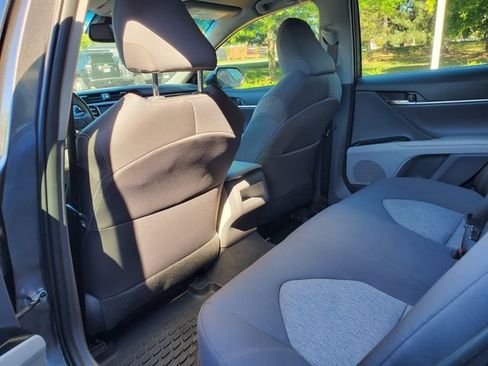 Used 2019 Toyota Camry LE FWD image 8