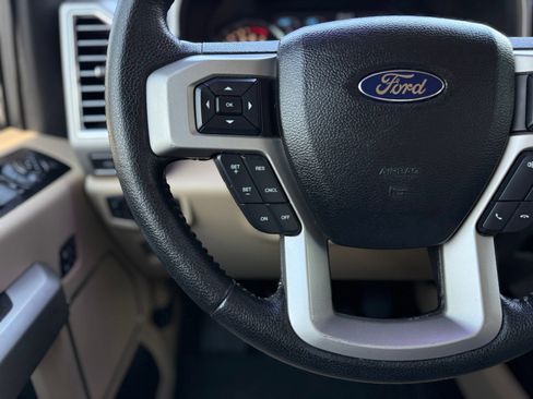 Used 2015 Ford F150 Lariat w/ Equipment Group 501A Mid RWD image 26