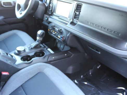 Used 2021 Ford Bronco 4-Door image 24