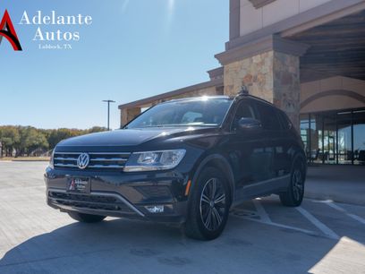 Used 2018 Volkswagen Tiguan SE w/ 18" Alloy Wheels Package