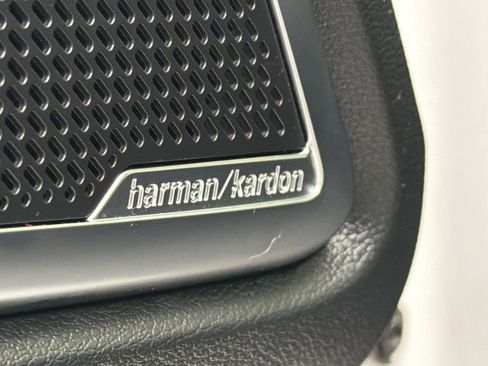 Used 2025 Kia Telluride SX Prestige image 36