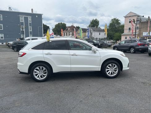 Used 2017 Acura RDX AWD image 6