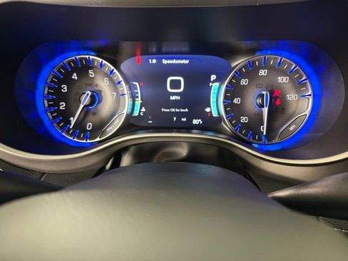 New 2027 Chrysler Pacifica Select FWD image 25