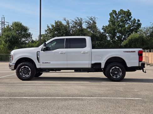 Used 2024 Ford F250 Lariat w/ Tremor Off-Road Package AWD/4WD image 7