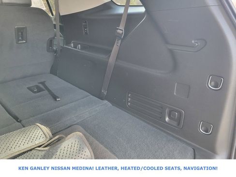 Used 2019 Chevrolet Traverse Premier image 49