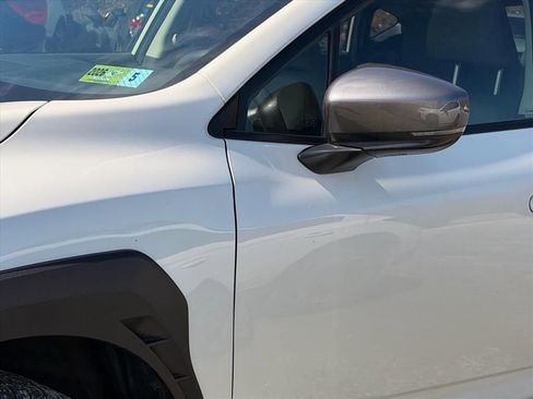 Used 2024 Subaru Crosstrek 2.0i Premium image 6