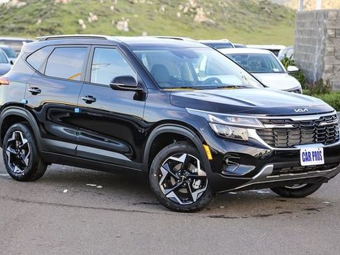New 2026 Kia Seltos S FWD image 2