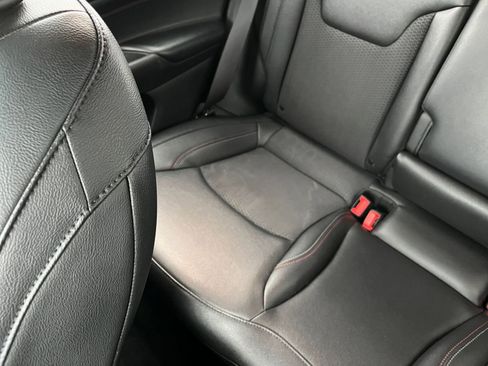 Used 2025 Jeep Compass Trailhawk AWD/4WD image 39