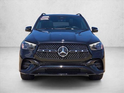 Used 2025 Mercedes-Benz GLE 350 4MATIC w/ AMG Line Exterior image 2