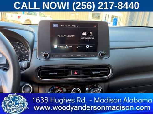 Used 2023 Hyundai Kona SEL FWD image 12