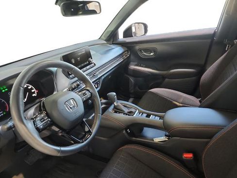 Used 2024 Honda HR-V Sport image 11