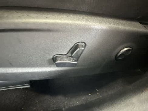 Used 2020 Dodge Charger SXT w/ Blacktop Package image 31