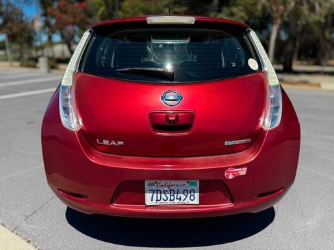 Used 2013 Nissan Leaf S w/ Charger Pkg FWD image 13
