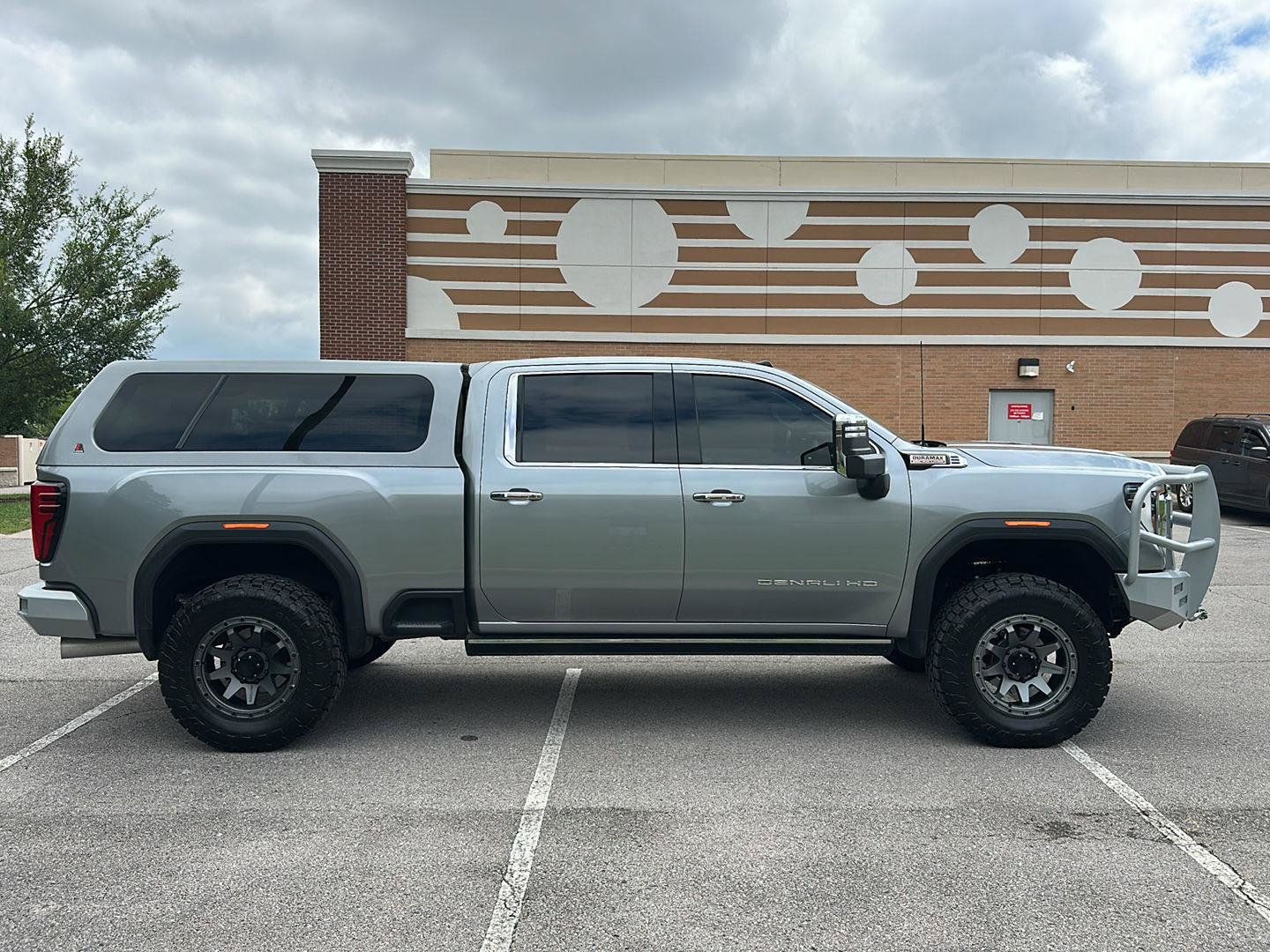 Used 2024 GMC Sierra 2500 Denali w/ Denali Reserve Package AWD/4WD image 6