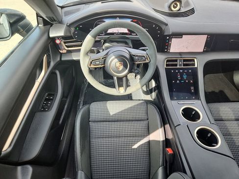 Certified 2025 Porsche Taycan 4S image 11