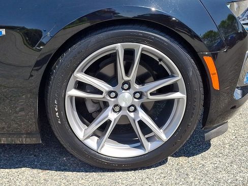 Certified 2017 Chevrolet Camaro LT RWD image 8