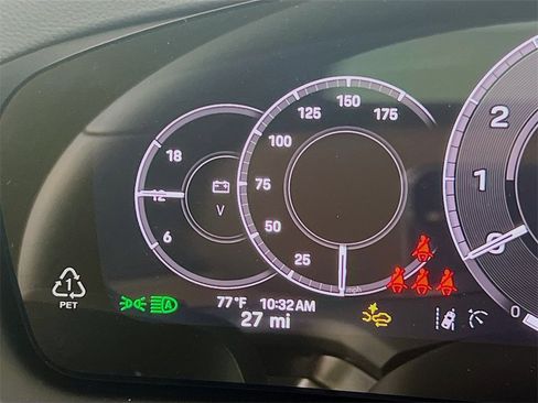 New 2026 Porsche Cayenne Base image 13