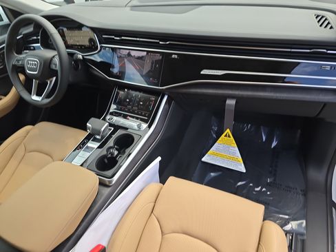 New 2025 Audi Q8 Prestige image 10