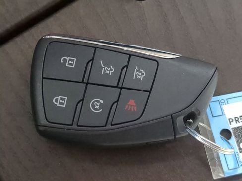 Used 2023 GMC Yukon XL Denali image 54