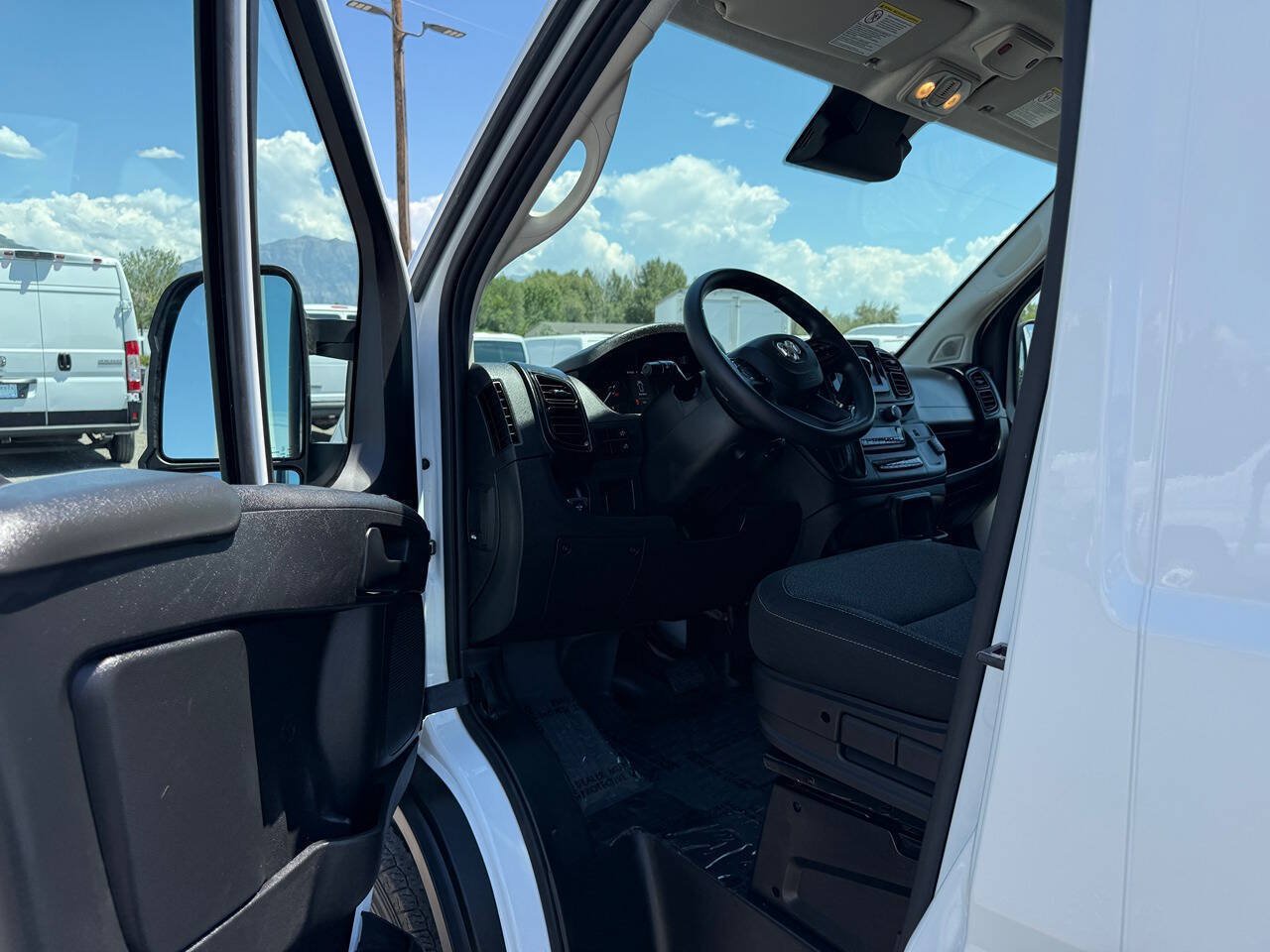 Used 2023 RAM ProMaster 3500 FWD image 14