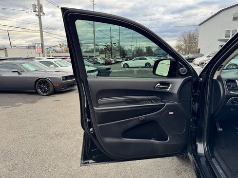 Used 2018 Dodge Durango GT w/ Premium Group image 18