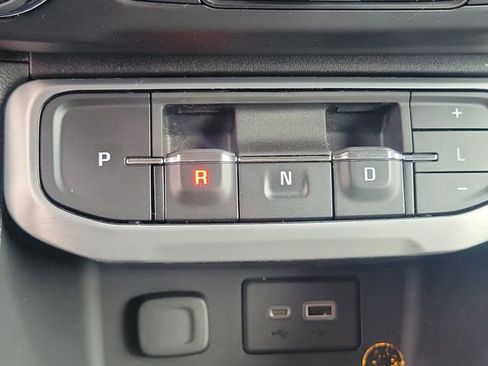 Used 2021 GMC Acadia SLE w/ Driver Convenience Package AWD/4WD image 30