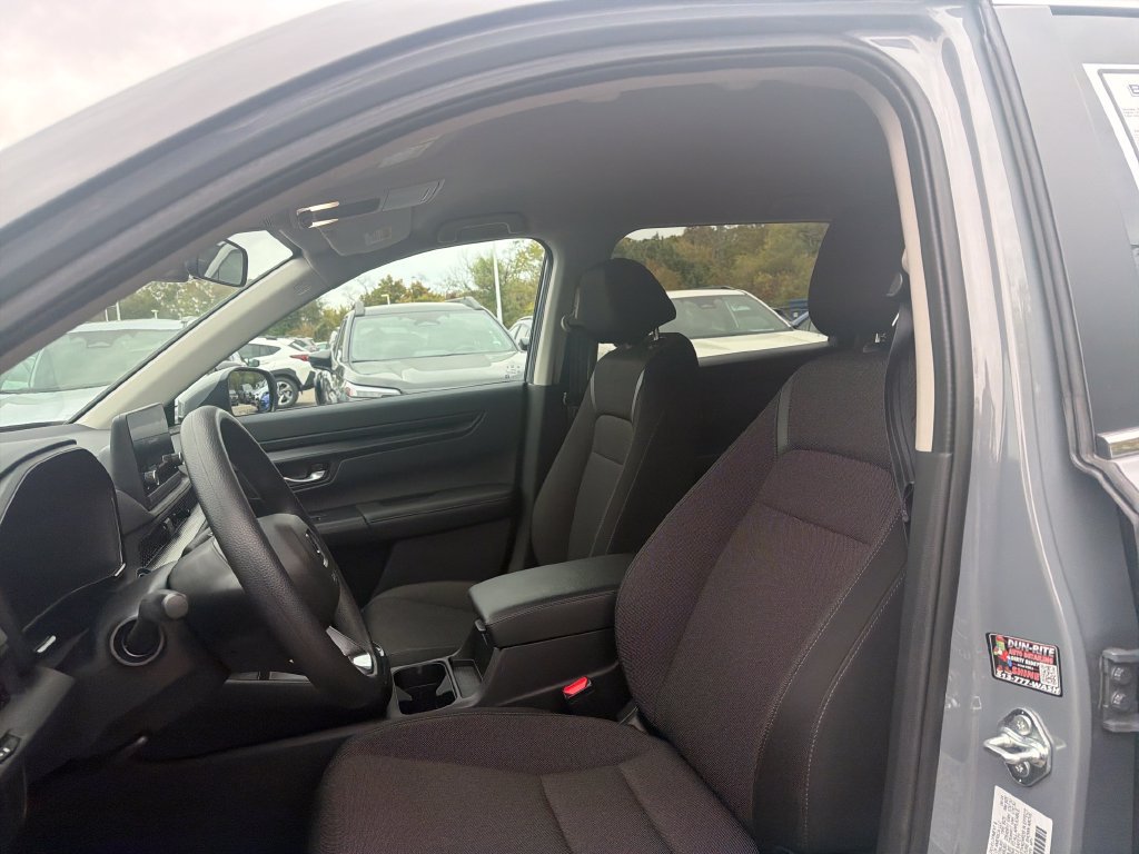 Used 2025 Honda CR-V LX image 24