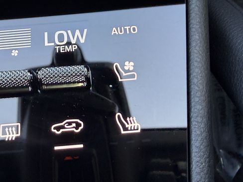 Certified 2026 Porsche Cayenne S AWD/4WD image 29
