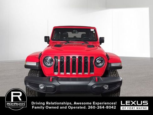 Used 2023 Jeep Wrangler Rubicon w/ LED Lighting Group AWD/4WD image 3