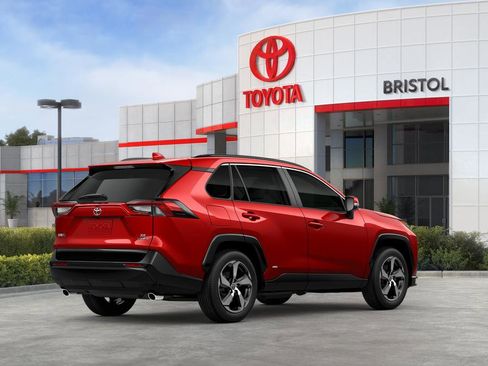 New 2025 Toyota RAV4 SE image 25