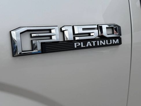 Used 2017 Ford F150 Platinum w/ Equipment Group 701A Luxury AWD/4WD image 10