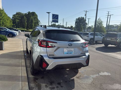 Used 2026 Subaru Crosstrek 2.5i Premium AWD/4WD image 4