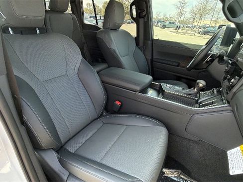 Used 2026 Lexus GX 550 w/ Cold Area Package image 41