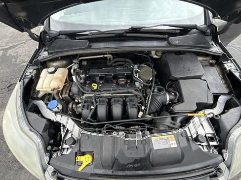 Used 2013 Ford Focus Titanium w/ Titanium Handling Pkg image 17