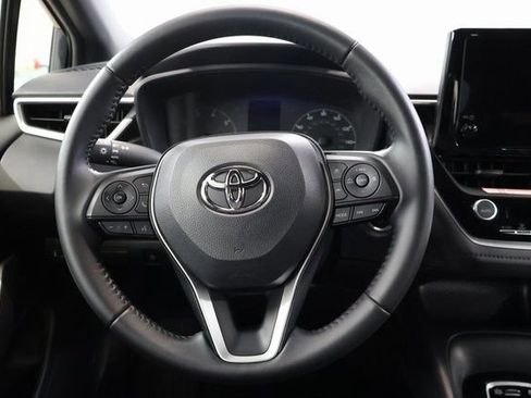 Certified 2025 Toyota Corolla SE image 15
