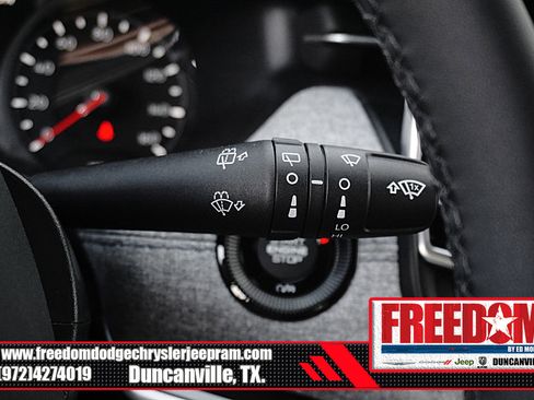 New 2026 Jeep Compass Latitude image 32