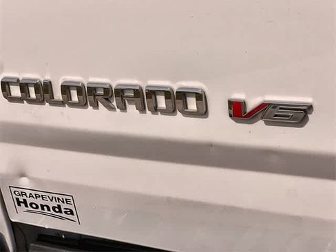 Used 2020 Chevrolet Colorado LT w/ Safety Package image 8