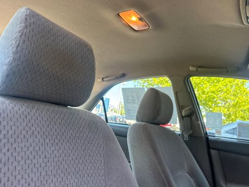 Used 2003 Toyota Camry LE FWD image 16