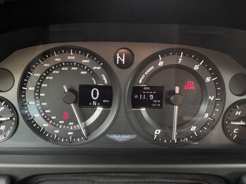 Used 2015 Aston Martin V8 Vantage GT image 47