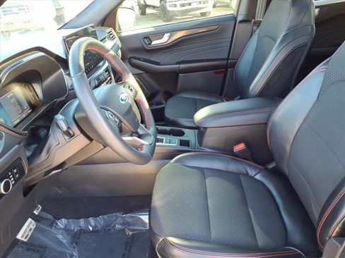 Used 2023 Ford Escape ST-Line w/ Tech Pack #1 image 13