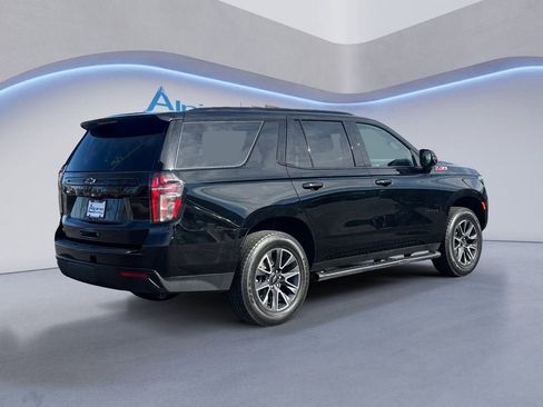 Used 2023 Chevrolet Tahoe Z71 w/ Luxury Package image 5