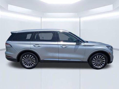 Used 2020 Lincoln Aviator Reserve w/ Equipment Group 201A AWD/4WD image 4