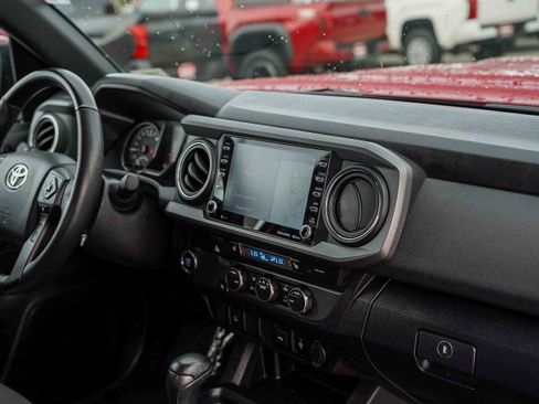 Certified 2022 Toyota Tacoma TRD Sport image 14