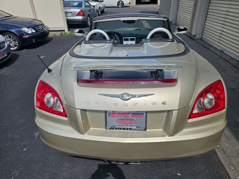 Used 2008 Chrysler Crossfire Limited RWD image 19