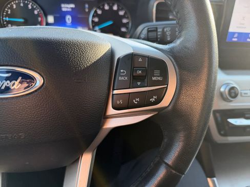 Used 2022 Ford Explorer XLT w/ Equipment Group 202A image 21