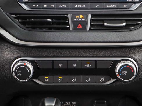 Used 2020 Nissan Altima 2.5 SR image 17