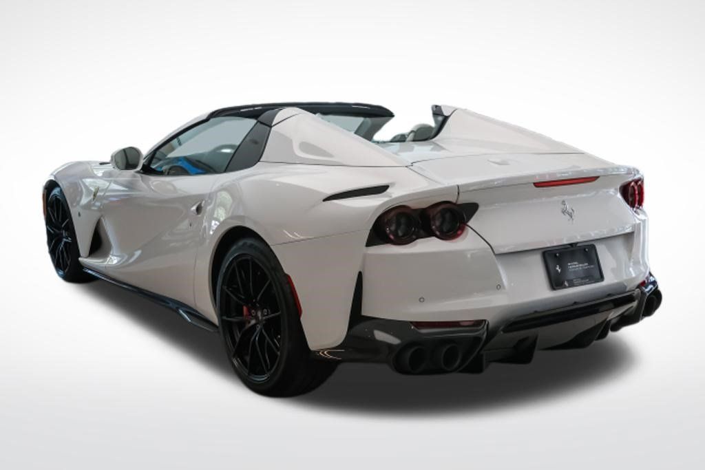 Used 2023 Ferrari 812 GTS RWD image 3